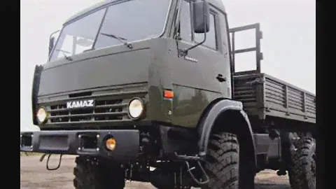 Трогание с места,  движение и остановка на автомобиле КАМАЗ 4310.