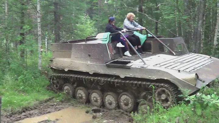 по тайге на бмп