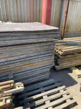 Расродажа опалубки, оборудование ,техники или Аренда - стойки 3.7м 600шт, балки опалубочные 700мп,манипулятор вездеход 7тн, пили сабельная, бадьи рюмки и туфельки 1 - 2 м3, балки перекрытий усиленные,