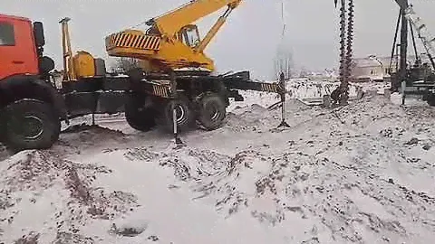 Ямобур на базе крана КАМАЗ вездеход и газ Садко Aichi