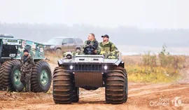 Вездеход - снегоход - болотоход амфибия бтх-2