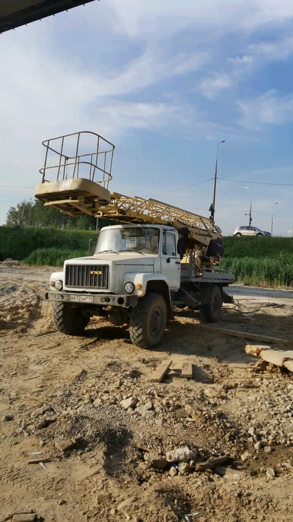 Автовышка вездеход 18м-0
