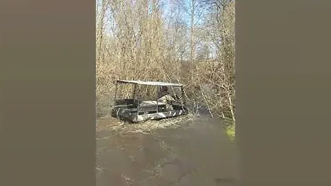 Форсируем ручей на вездеходе Добрыня Транспортер
