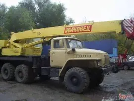 Автокран "Ивановец" КС 3574 вездеход
