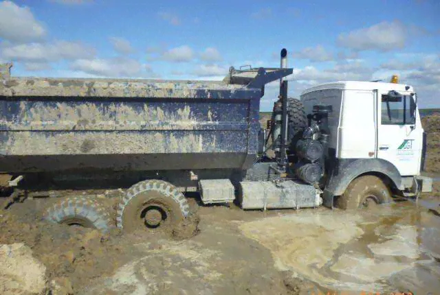 Самосвал маз 658931-03 вездеход-0