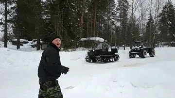 Тест драйв гусеничного и колёсного болотоходы по снегу