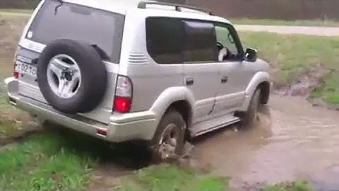 Toyota Land Cruiser Браслеты противоскольжения (+1 браслет)